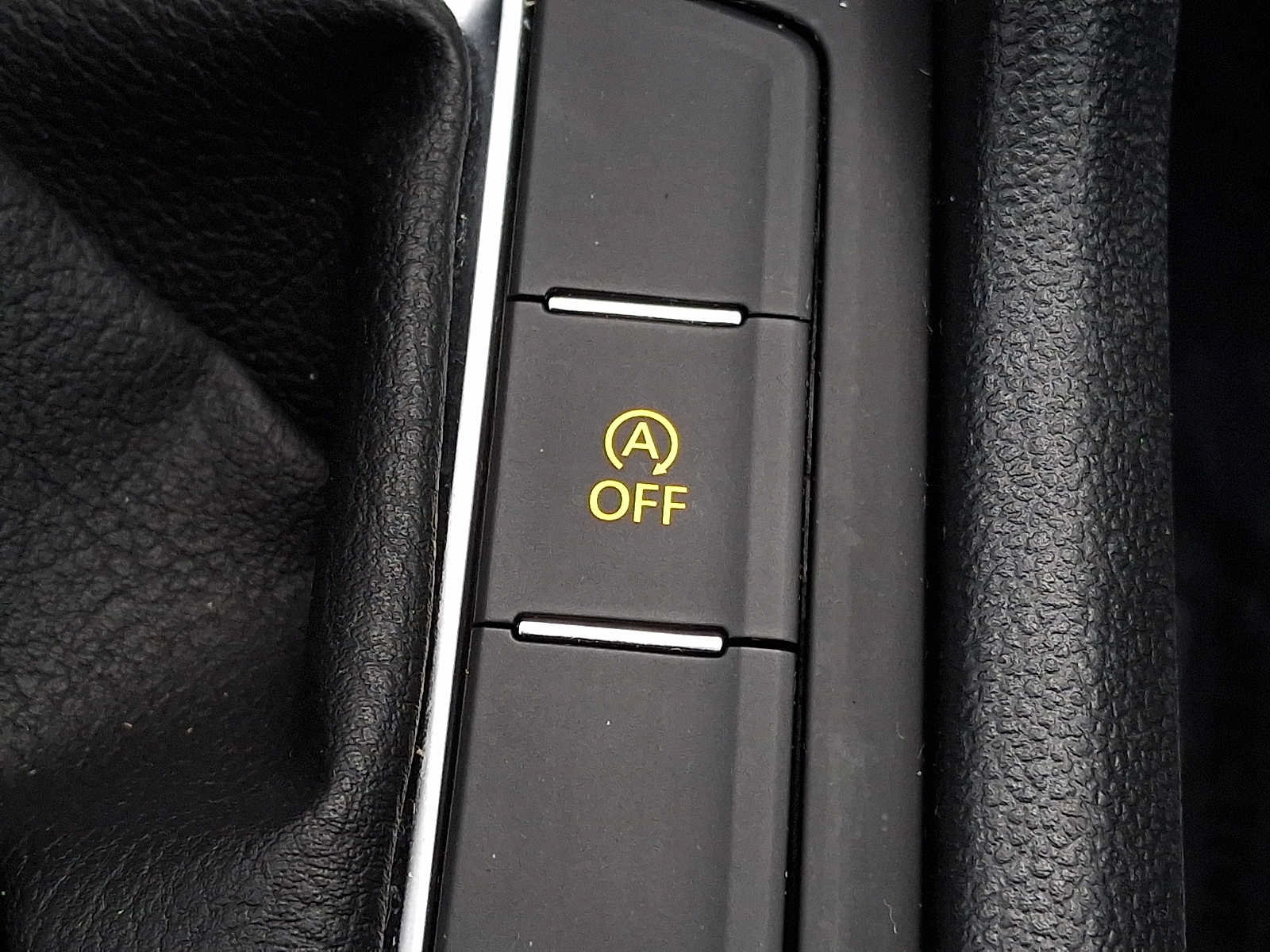 Used 2022 Volkswagen Taos SE AWD/4WD image 23