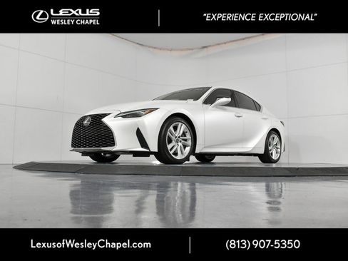 Used 2025 Lexus IS 300 w/ Comfort Package image 13