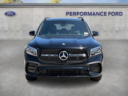 Used 2023 Mercedes-Benz GLB 250 image 3