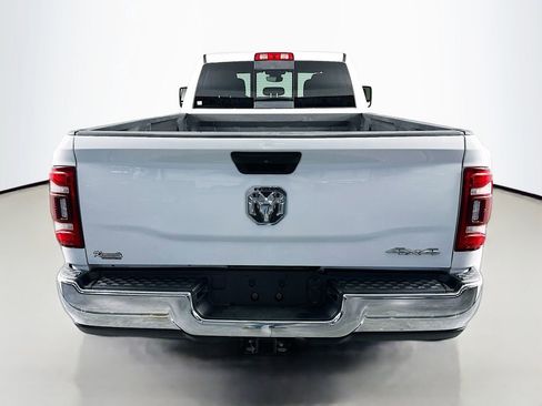 Used 2024 RAM 3500 Tradesman w/ Chrome Appearance Group AWD/4WD image 6