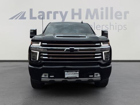 Used 2022 Chevrolet Silverado 2500 High Country w/ Safety Package II AWD/4WD image 8