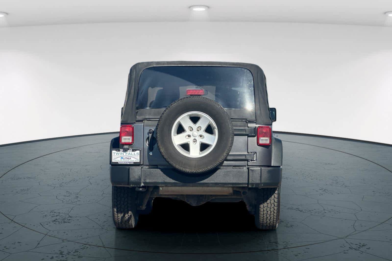 Used 2018 Jeep Wrangler Sport AWD/4WD image 7