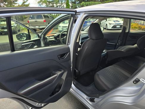 Certified 2024 Subaru Impreza 2.0i Sport AWD/4WD image 9