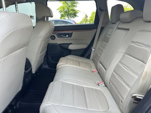 Used 2018 Honda CR-V Touring image 17