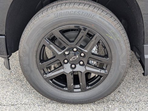 New 2026 Chevrolet Silverado 1500 RST w/ Dark Appearance Package image 8