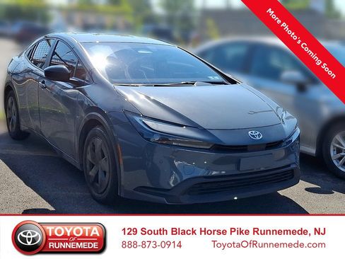 Certified 2023 Toyota Prius LE AWD/4WD image 1