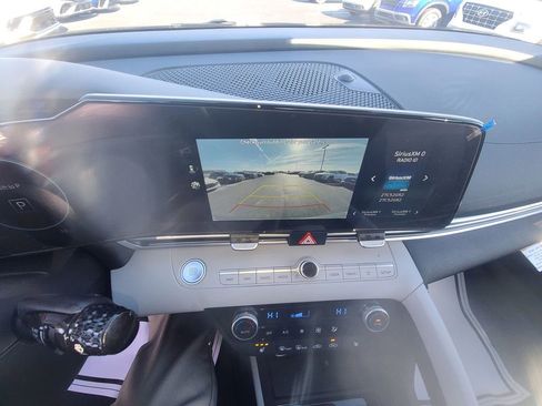 New 2026 Hyundai Elantra Limited FWD image 23
