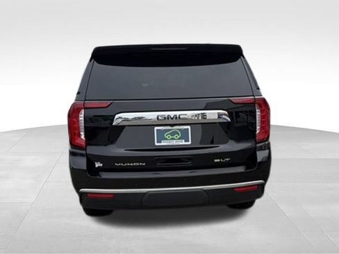 Certified 2023 GMC Yukon SLT w/ SLT Premium Package AWD/4WD image 4