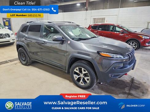 Used 2016 Jeep Cherokee Trailhawk w/ Leather Interior Group AWD/4WD image 5