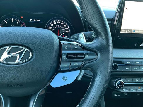 Used 2022 Hyundai Veloster N FWD image 11
