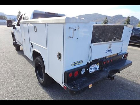 Used 2023 GMC Sierra 3500 Pro w/ Fleet Convenience Package RWD image 6