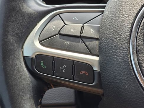 Used 2019 Jeep Compass Latitude w/ Popular Equipment Group image 29