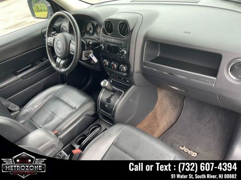 Used 2015 Jeep Patriot High Altitude AWD/4WD image 19