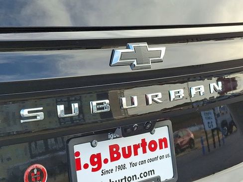 New 2026 Chevrolet Suburban High Country AWD/4WD image 19