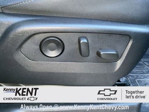 Used 2023 Chevrolet Tahoe Z71 w/ Luxury Package image 21