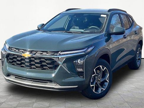 New 2026 Chevrolet Trax LT image 1