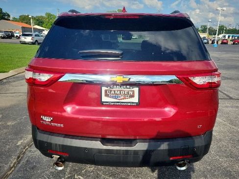 Used 2020 Chevrolet Traverse LT FWD image 11