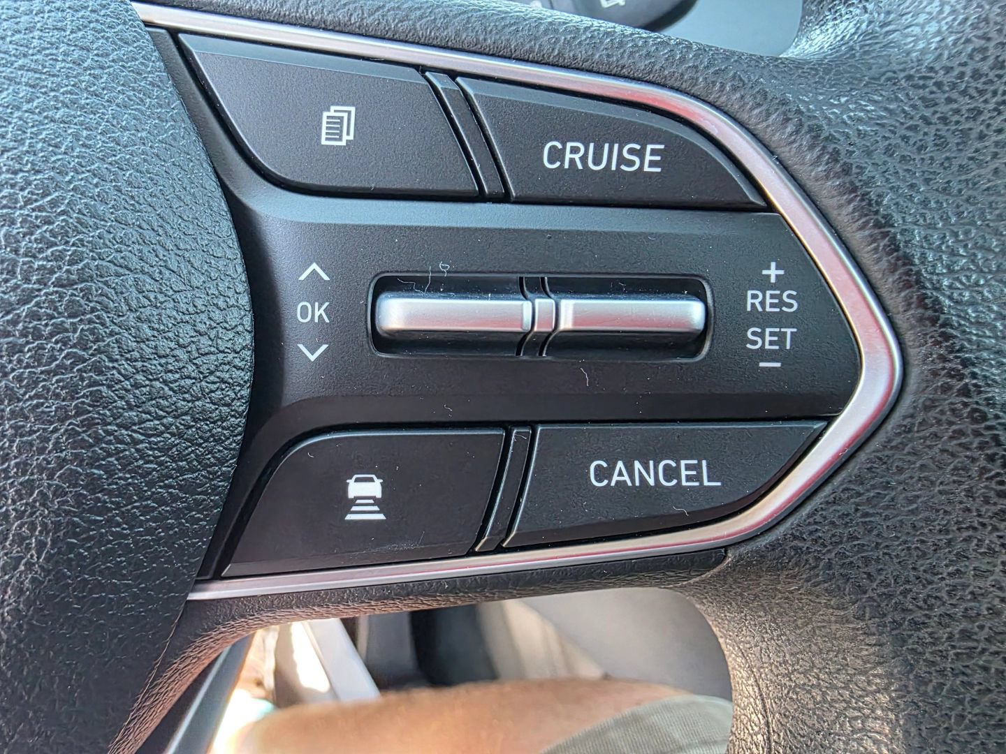 Used 2020 Hyundai Santa Fe SEL AWD/4WD image 24