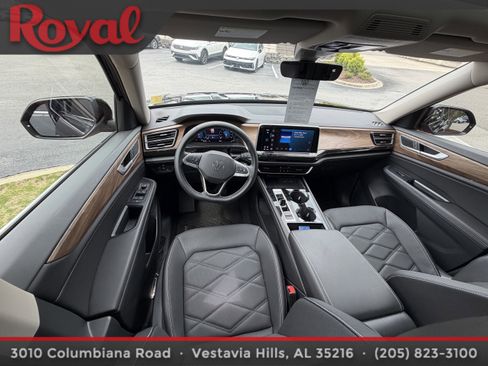 Certified 2026 Volkswagen Atlas SE w/ Panoramic Sunroof Package FWD image 14