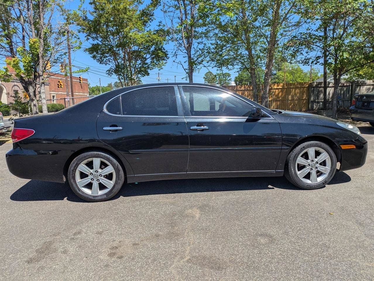 Used 2005 Lexus ES 330 FWD image 10