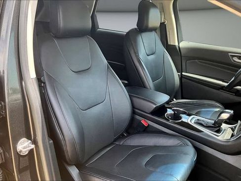 Used 2016 Ford Edge Titanium w/ Canadian Touring Package AWD/4WD image 29