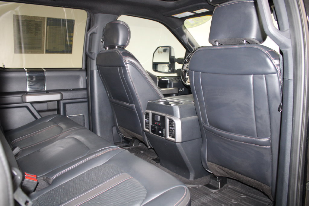 Used 2022 Ford F250 Platinum AWD/4WD image 34