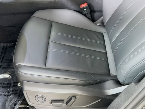 Certified 2025 Audi Q5 Premium Plus w/ Premium Plus AWD/4WD image 12