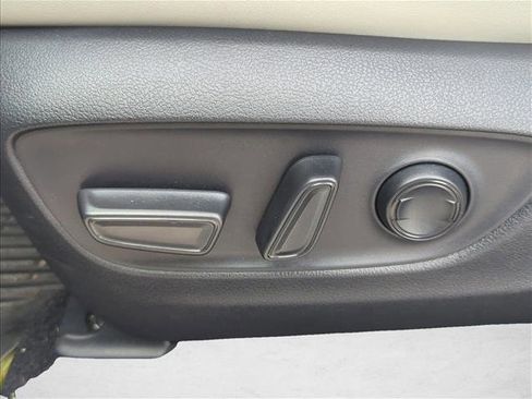 Certified 2023 Toyota RAV4 XLE Premium AWD/4WD image 10