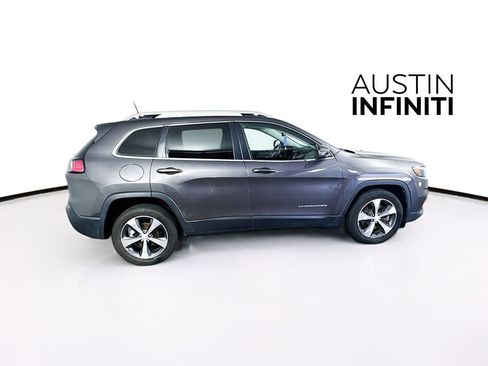 Used 2019 Jeep Cherokee Limited FWD image 4