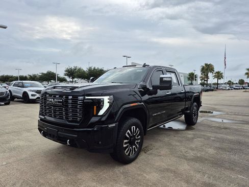 Used 2025 GMC Sierra 2500 Denali Ultimate w/ Max Trailering Package AWD/4WD image 1