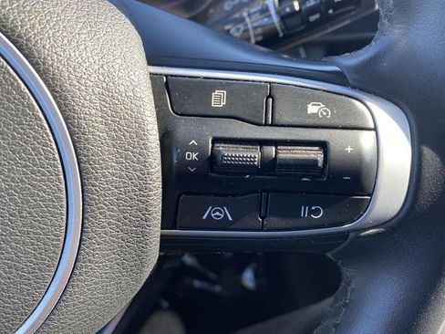 Certified 2024 Kia Sportage EX image 29