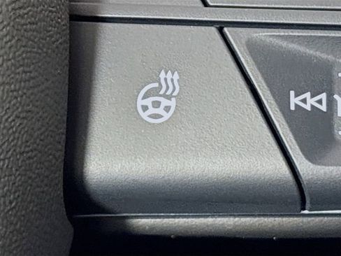 Used 2023 Audi Q5 2.0T Premium Plus w/ Premium Plus Package image 35