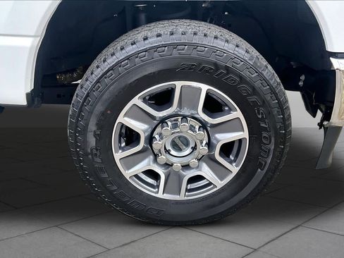 Used 2023 Ford F250 Lariat w/ Lariat Ultimate Package AWD/4WD image 11