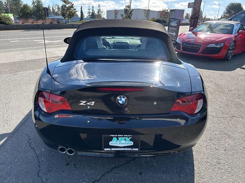 Used 2007 BMW Z4 3.0si image 2