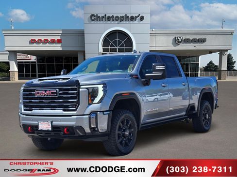 Used 2024 GMC Sierra 2500 AT4 w/ AT4 Premium Plus Package AWD/4WD image 7