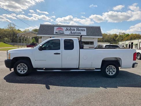 Used 2009 Chevrolet Silverado 1500 W/T image 1