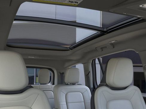 New 2025 Lincoln Aviator Reserve w/ Luxury Package image 22