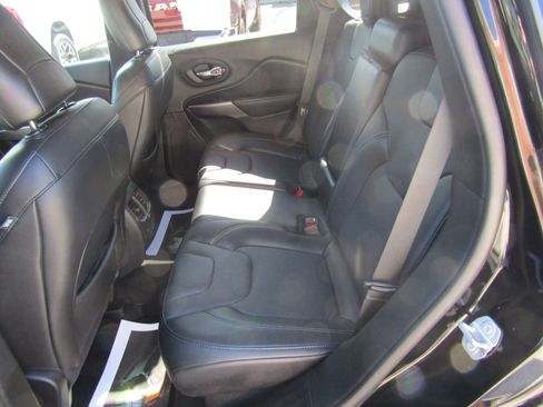 Used 2021 Jeep Cherokee Limited w/ Trailer Tow Group image 15