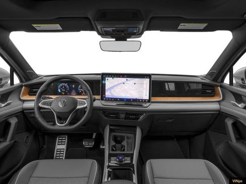 New 2026 Volkswagen Tiguan SEL R-Line AWD/4WD image 4