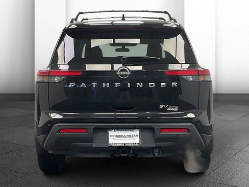 Used 2022 Nissan Pathfinder SV w/ SV Premium Package image 3