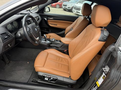 Used 2020 BMW 230i Convertible w/ Premium Package image 10