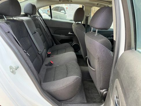 Used 2014 Chevrolet Cruze LT w/ All-Star Edition image 11