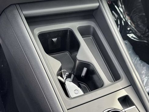 New 2026 Volkswagen Tiguan SE R-Line AWD/4WD image 22
