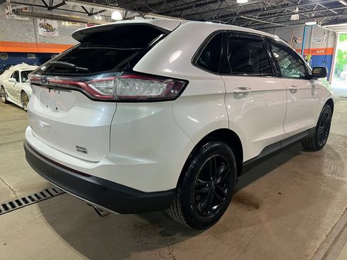 Used 2017 Ford Edge SEL w/ Equipment Group 201A AWD/4WD image 3