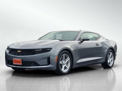 Used 2022 Chevrolet Camaro LT image 9