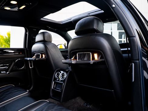 Used 2015 Bentley Flying Spur V8 AWD/4WD image 37