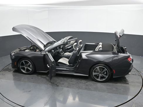 Used 2024 Ford Mustang Premium image 55