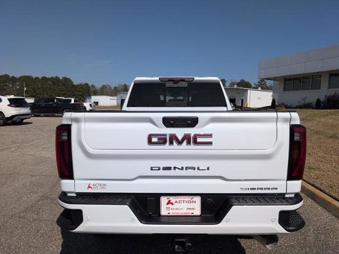 New 2026 GMC Sierra 2500 Denali w/ Denali Reserve Package image 3