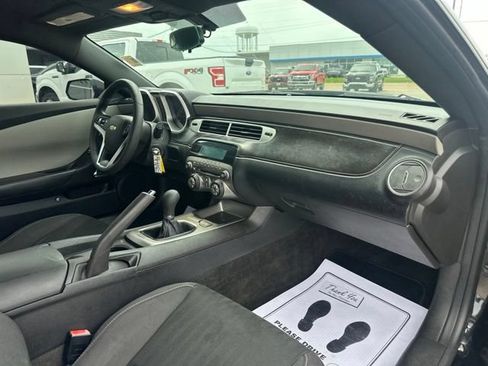 Used 2013 Chevrolet Camaro LS RWD image 9