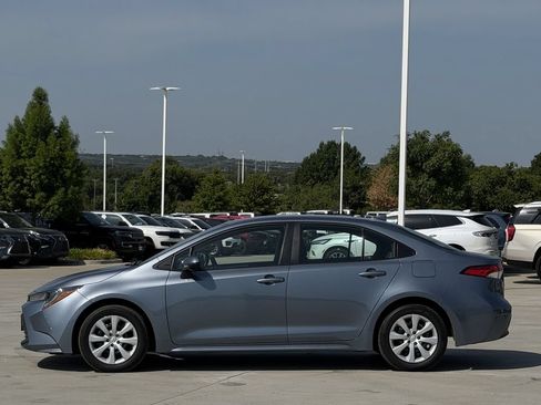 Used 2024 Toyota Corolla LE FWD image 3